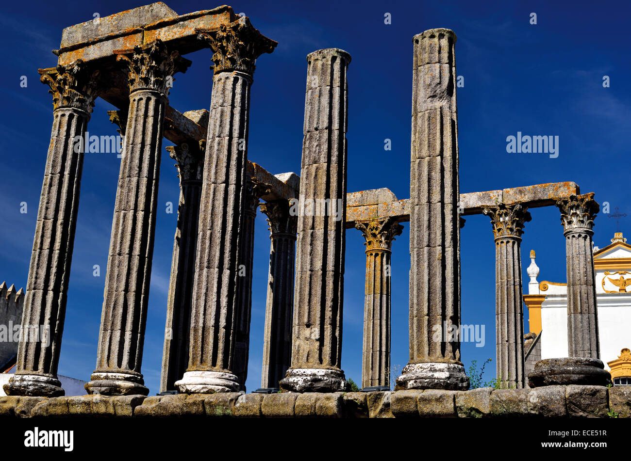Le Portugal, l'Alentejo : temple romain dans la ville historique d'Évora Banque D'Images