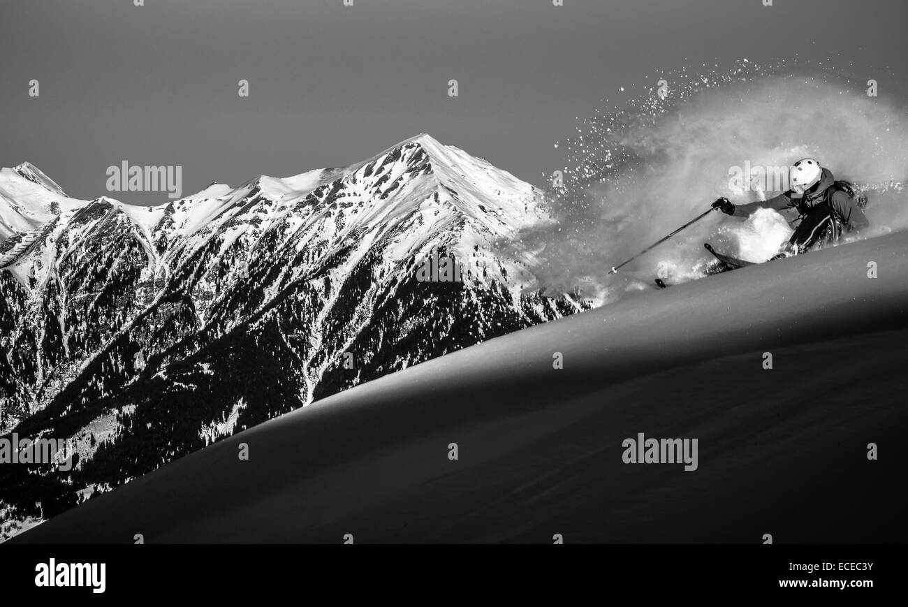 L'Autriche, vue avant du ski free ride, ski alpin Banque D'Images