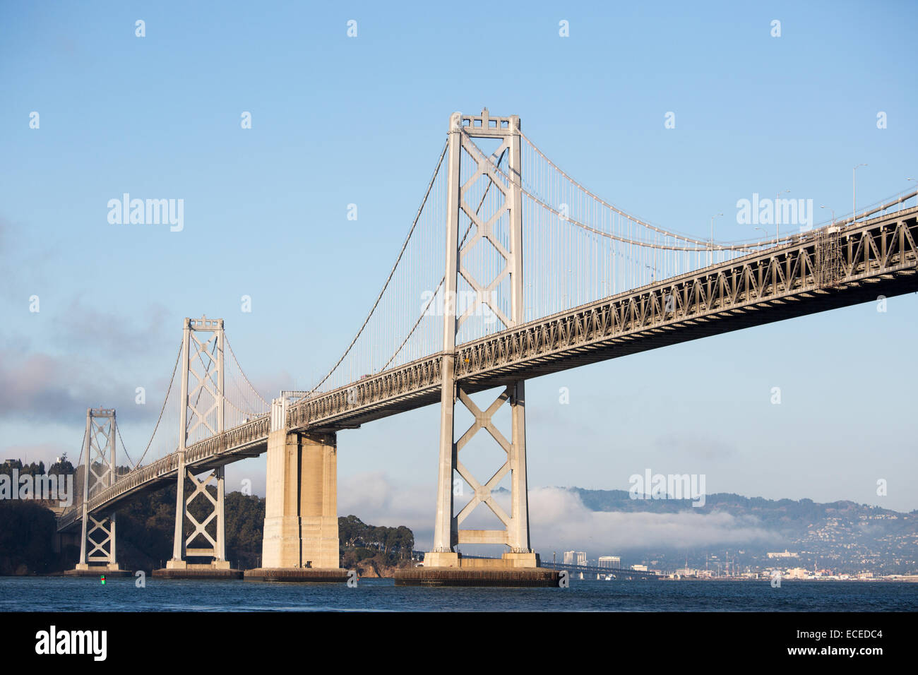 Vue de San Francisco avec l'Oakland Bay Bridge Banque D'Images