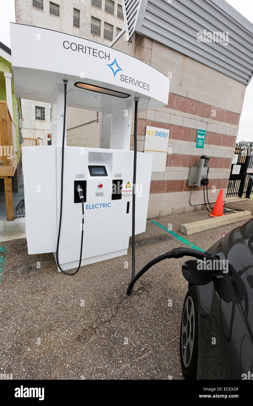 Detroit, Michigan - Un véhicule électrique DC chargeur rapide sur l'affichage pendant l'Intelligent Transport Systems World Congress. Banque D'Images