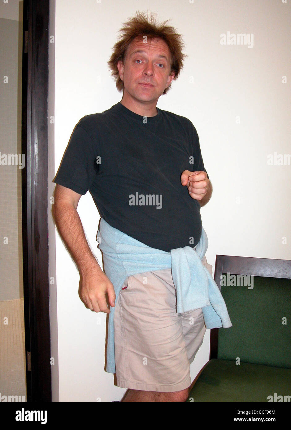 Rik Mayall pose pour photos au 10 Square Hotel à Belfast comprend : Rik Mayall Où : Belfast (Irlande) Quand : 20 Oct 2003 Banque D'Images