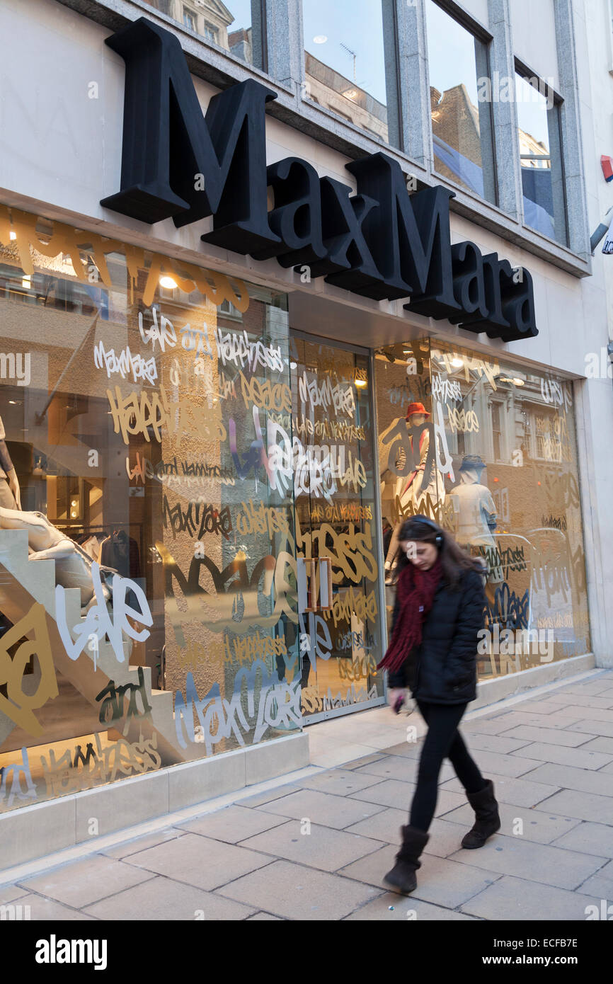 Max Mara fashion store sur New Bond Street Banque D'Images