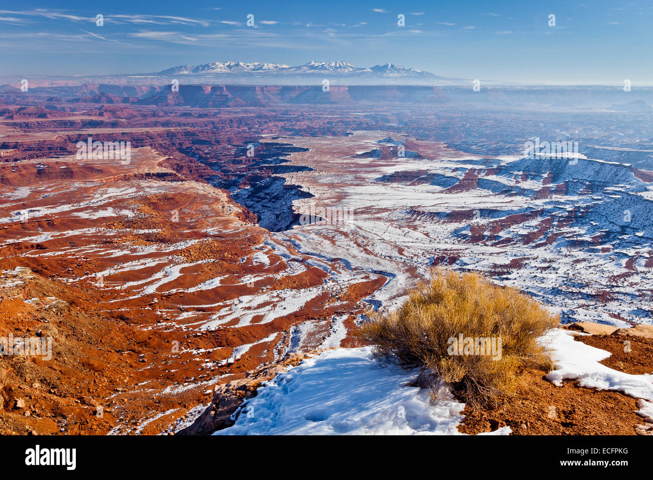 À l'Est de l'île dans le ciel l'article de Canyonlands National Park vers montagnes la sal en hiver Banque D'Images