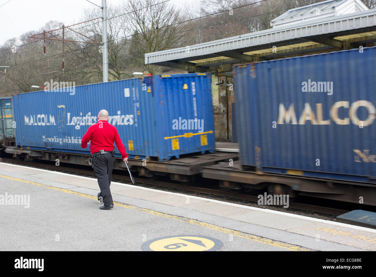 Services ferroviaires Logistique Malcolm passant par Oxenholme Railway station Banque D'Images