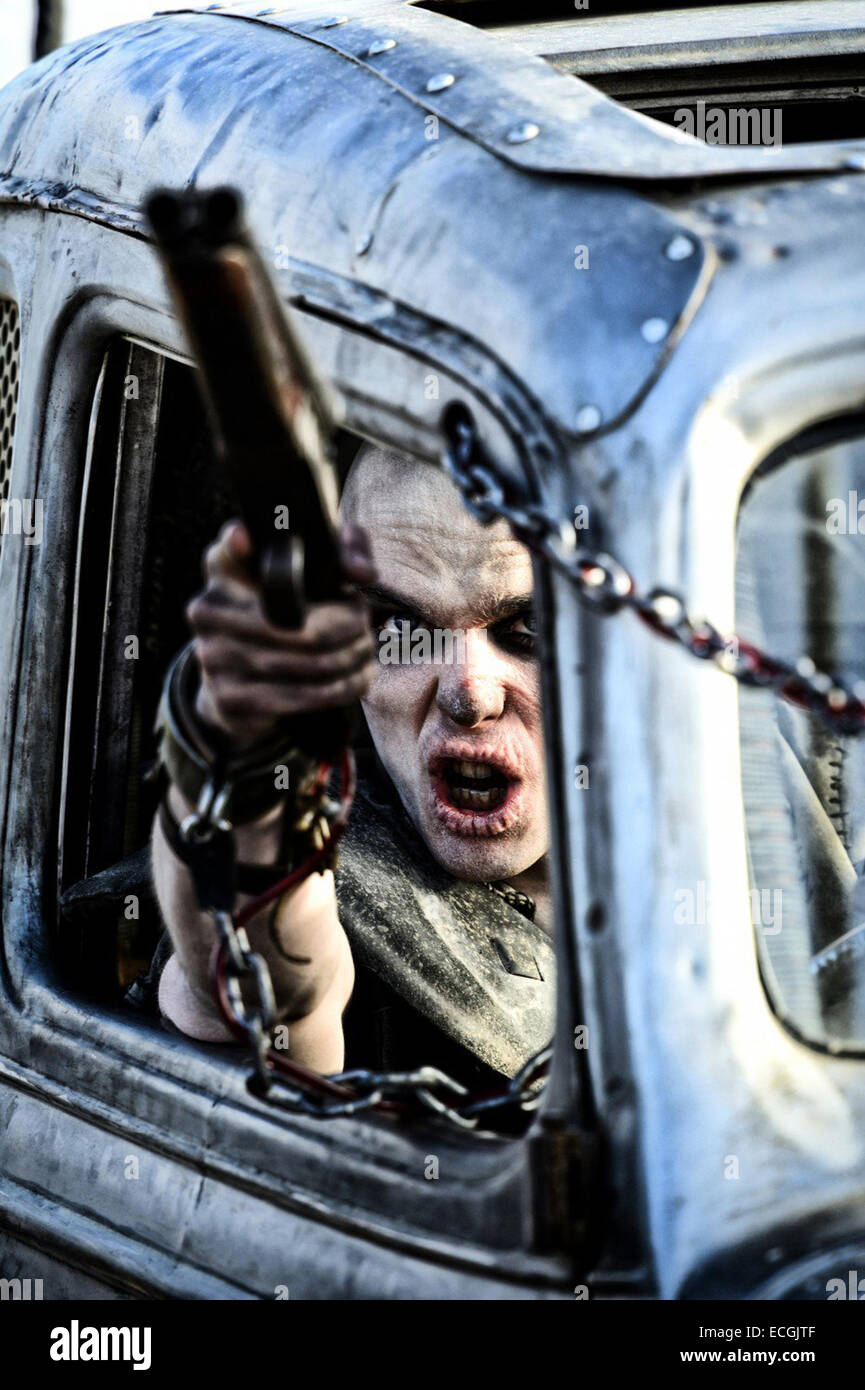 Mad Max : Fury Road est un film d'action post-apocalyptique réalisé, produit et co-écrit par George Miller, et le quatrième film de la franchise Mad Max de Miller. Le premier film de la franchise à 30 ans, Fury Road dispose d'acteur Tom Hardy comme Mad Max. Le film est prévu pour le 15 mai 2015. Banque D'Images