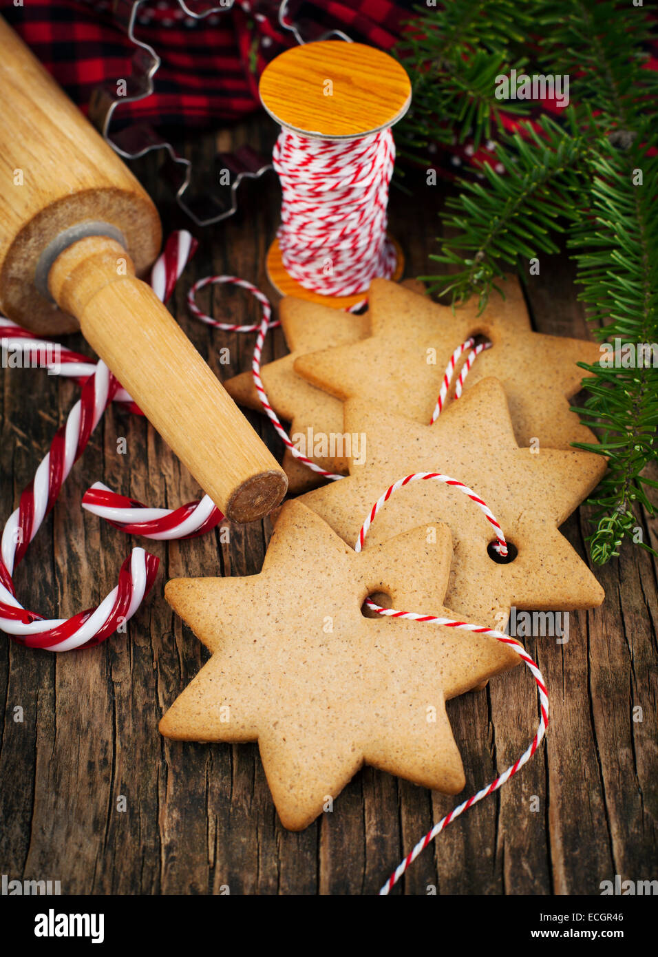 Noël cuisson. Gingerbread cookies Banque D'Images