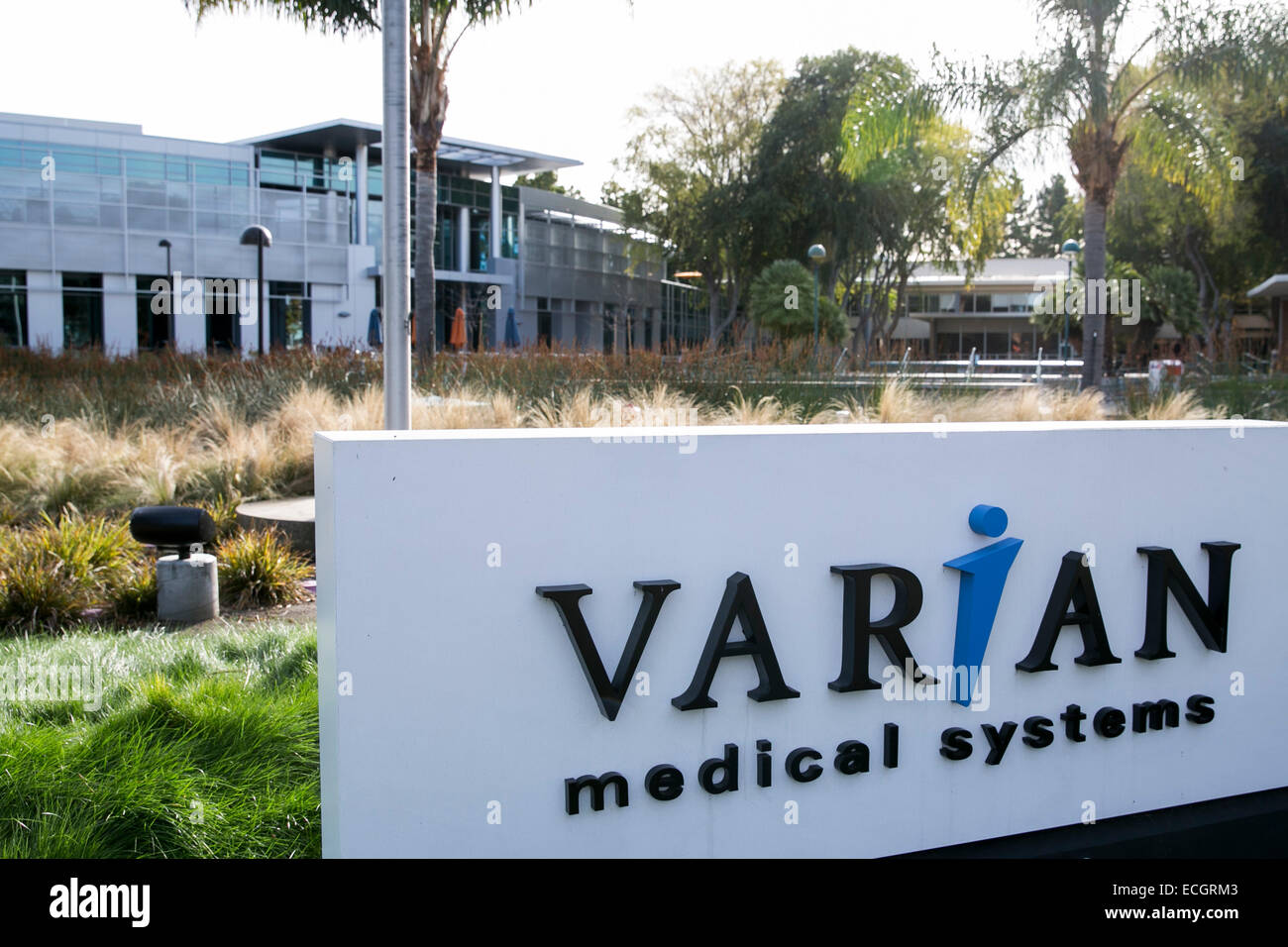 Varian medical systems Banque de photographies et d'images à haute  résolution - Alamy