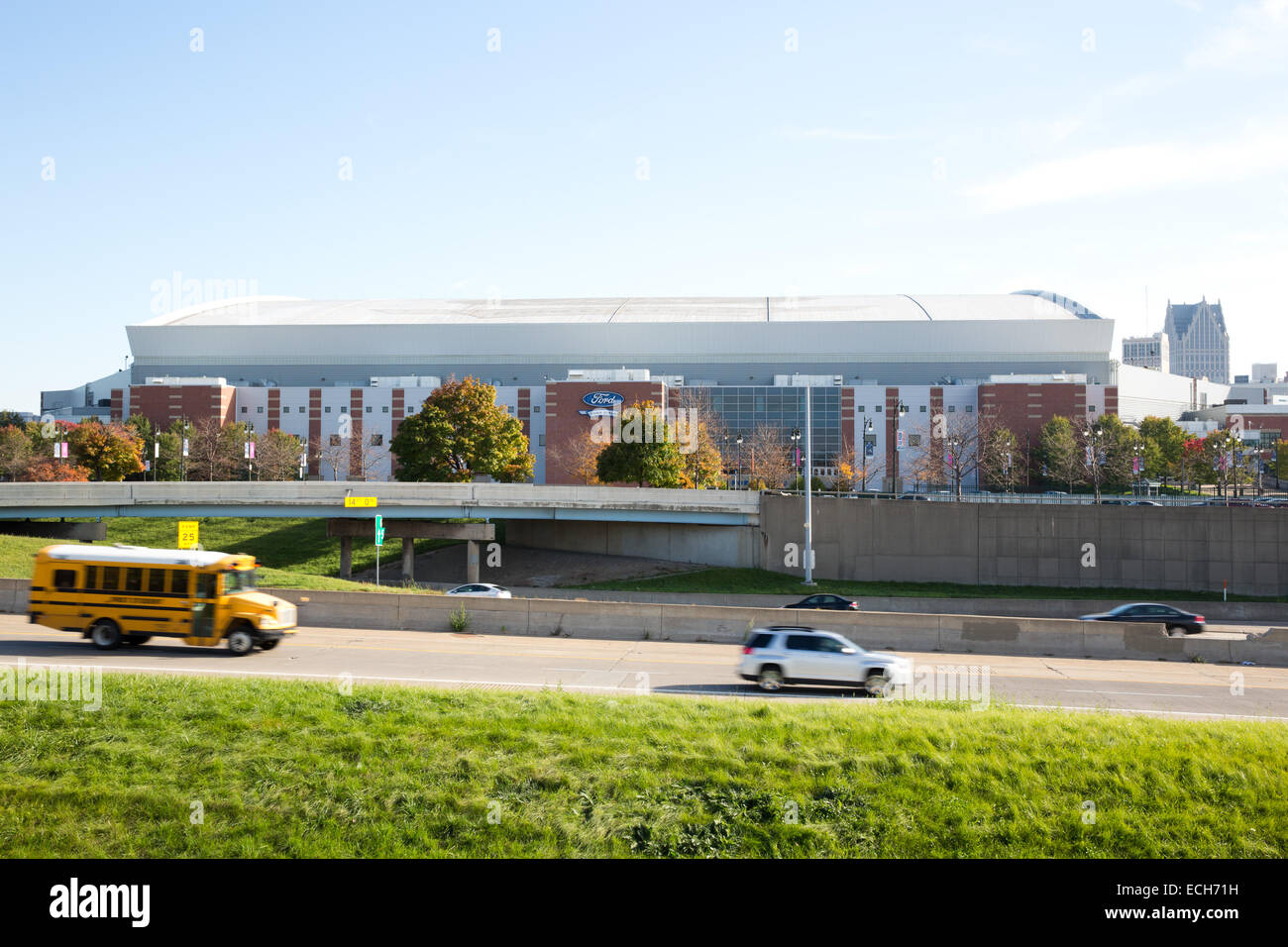 Ford Field & Fisher Freeway, Detroit, Michigan, USA. Le 23 octobre 2014. Banque D'Images
