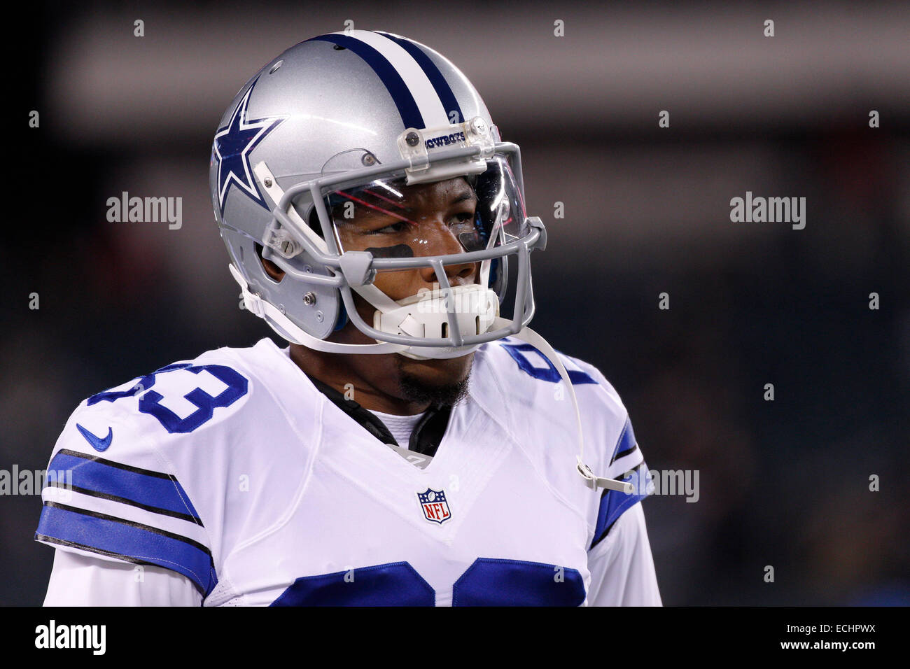 Philadelphie, Pennsylvanie, USA. 14 Décembre, 2014. Cowboys de Dallas receveur Terrance Williams (83) pendant l'échauffement avant le match de la NFL entre les Dallas Cowboys et les Philadelphia Eagles au Lincoln Financial Field à Philadelphie, Pennsylvanie. © csm/Alamy Live News Banque D'Images