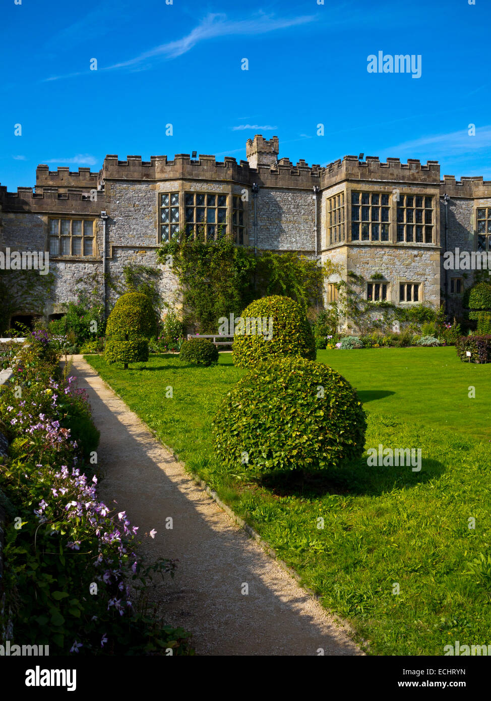 Haddon Hall près de Bakewell dans le Peak District Derbyshire Dales England UK une maison médiévale administré par le Duc de Rutland Banque D'Images