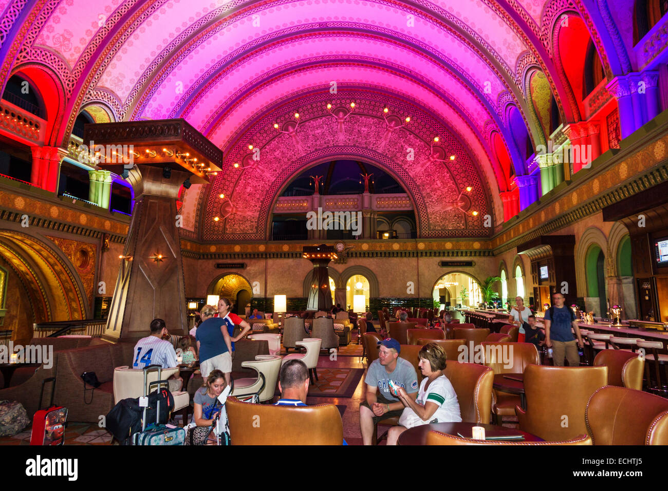 Saint-Louis Missouri,Market Street,Union Station,architecture romane,terminal de train converti,Grand Hall,intérieur,tonneau,plafond voûté Banque D'Images