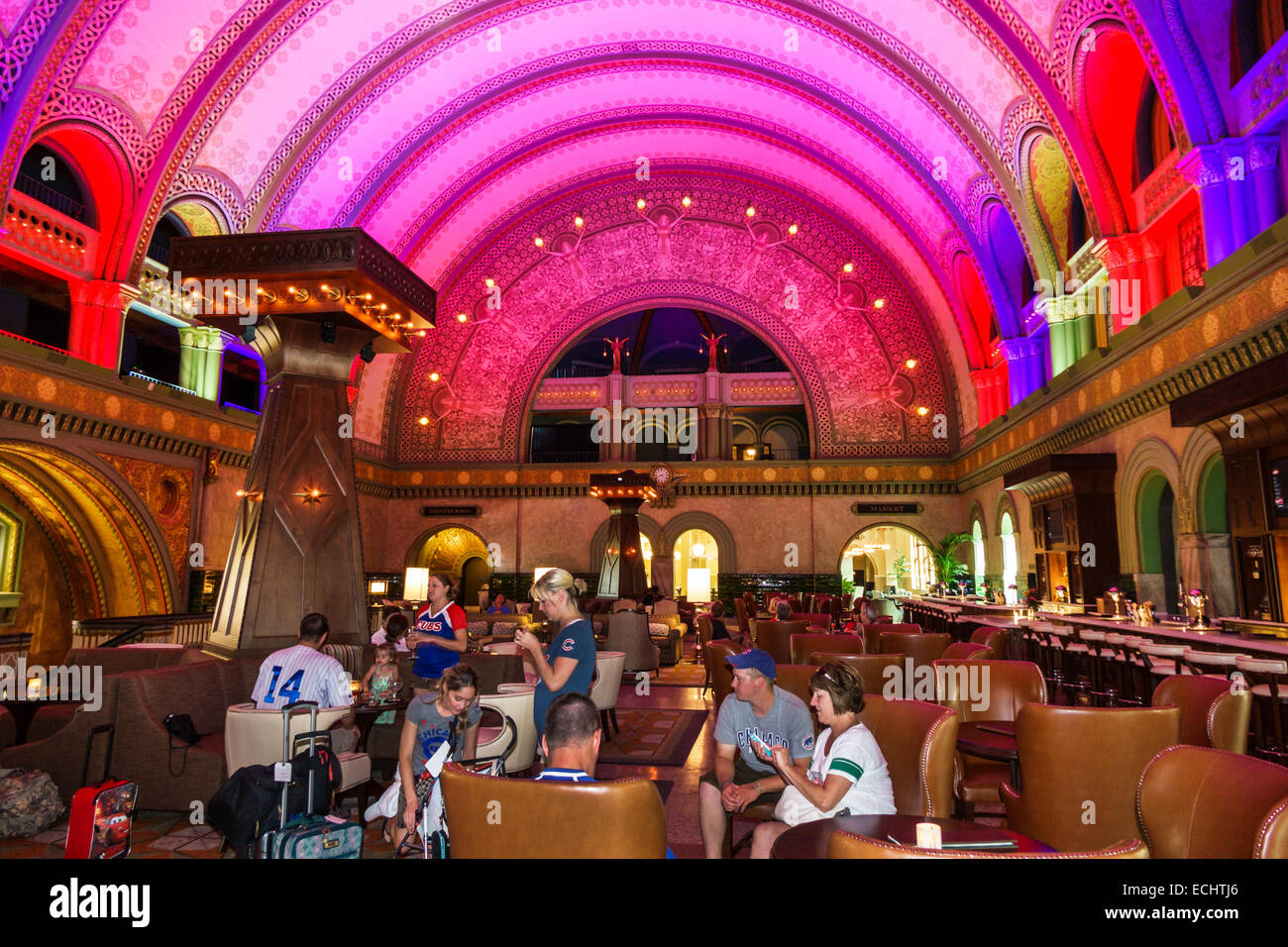 Saint-Louis Missouri,Market Street,Union Station,architecture romane,terminal de train converti,Grand Hall,intérieur,tonneau,plafond voûté Banque D'Images