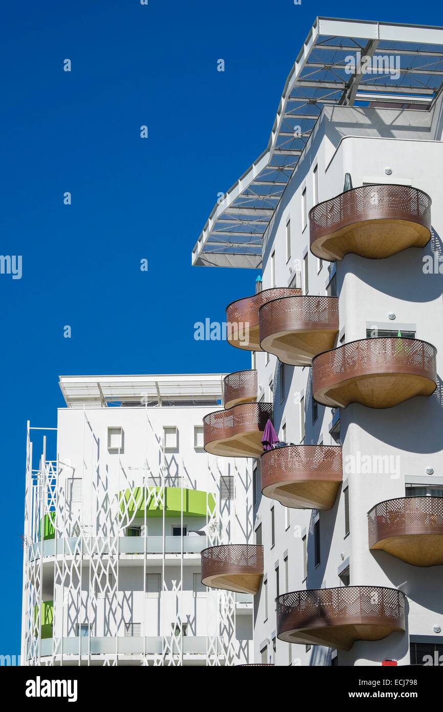 France, Isère, Grenoble Polygone Scientifique, trimestre, la Résidence Les Terrasses de Rive Gauche constitue de 11 bâtiments basse énergie Banque D'Images