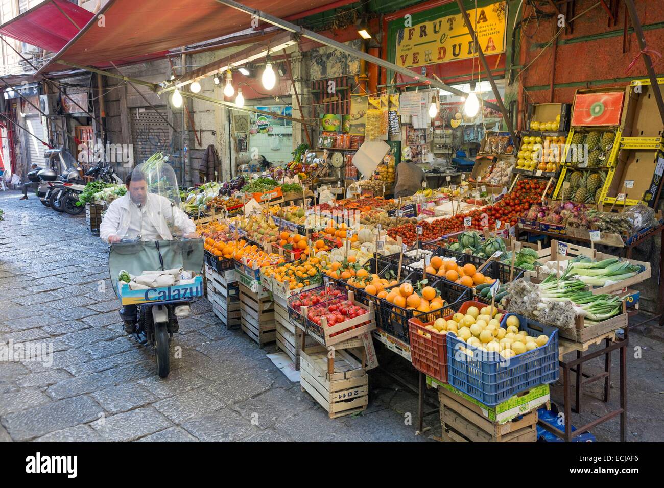 L'Italie, la Sicile, Palerme, la Vucciria, le vieux marché, des fruits et légumes Banque D'Images
