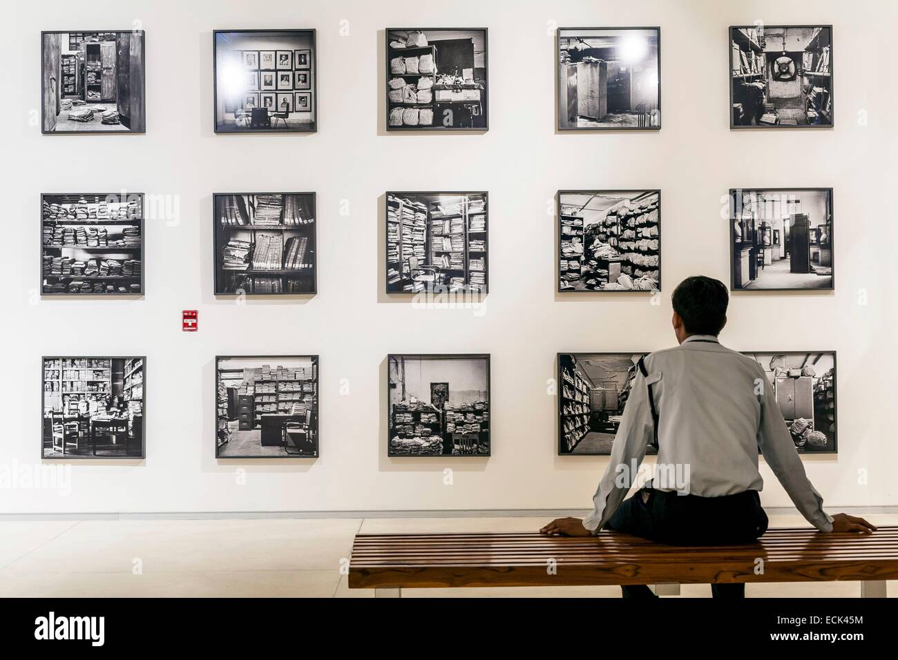 L'Inde, New Delhi, Kiran Nadar Museum of Art (KNMA) ouvert en 2010 et est le premier musée privé d'art moderne et contemporain, oeuvres de Dayanita Singh Banque D'Images
