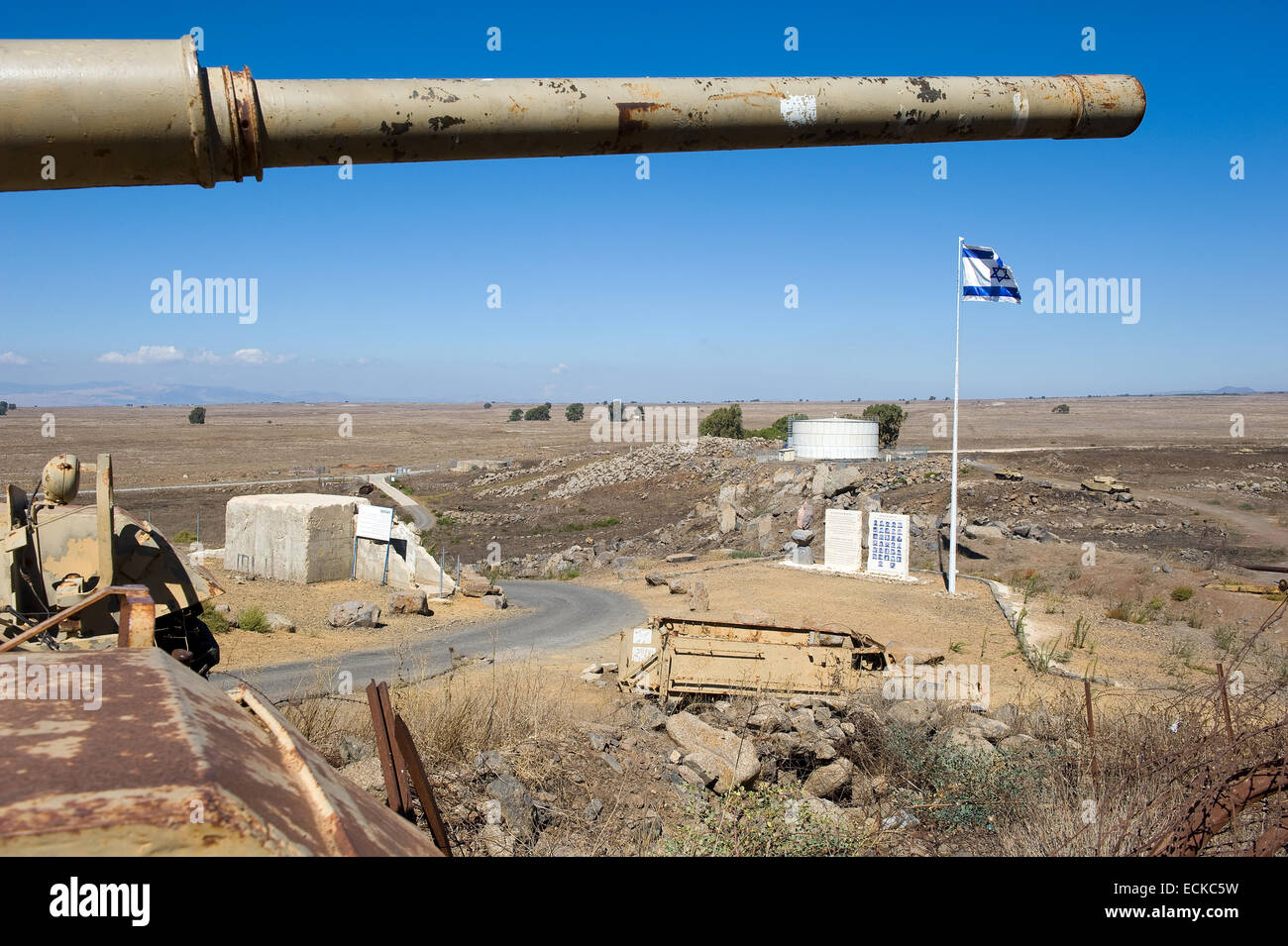 Le baril d'un vieux char Centurion sur 'tel e-saki "sur les hauteurs du Golan en Israël Banque D'Images