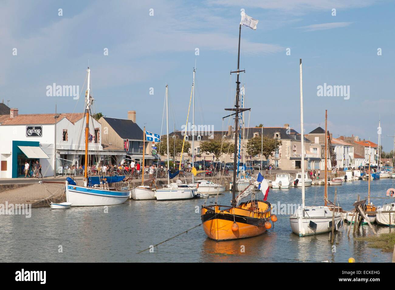 France, Vendée, Ile de Noirmoutier, Noirmoutier en l'ile, les quais et le Boucaud quater Banque D'Images