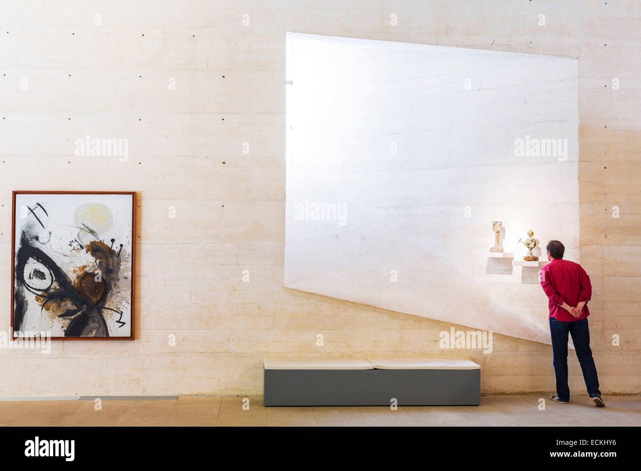 L'Espagne, Îles Baléares, Majorque, Palma de Majorque, la Fondation Pilar i Joan Mir≤≤ Foundation a ouvert en 1981 et dédié à la peintre catalan Joan Mir≤, bâtiment architecte Rafael Moneo se félicite des expositions sur l'artiste Banque D'Images