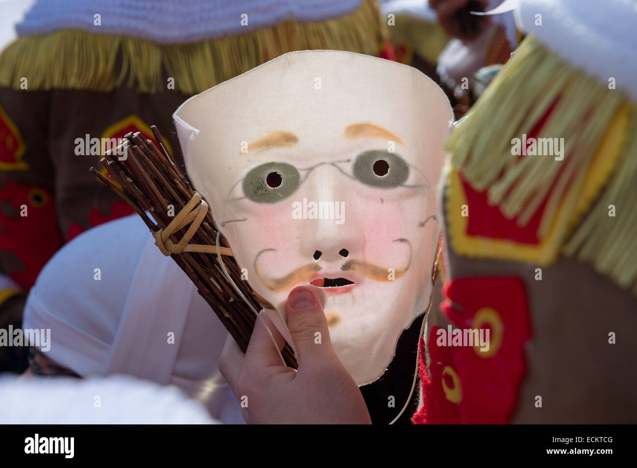 Détail d'un masque de Gille, partie du carnaval costume de Gille, personnages traditionnels du carnaval de Binche, Binche, Belgique Banque D'Images