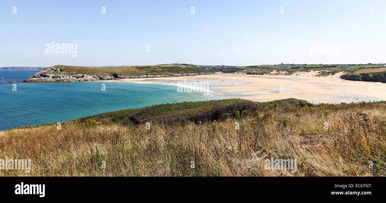 La vaste étendue de plage de Crantock West Pentire Cornwall South West England UK Banque D'Images