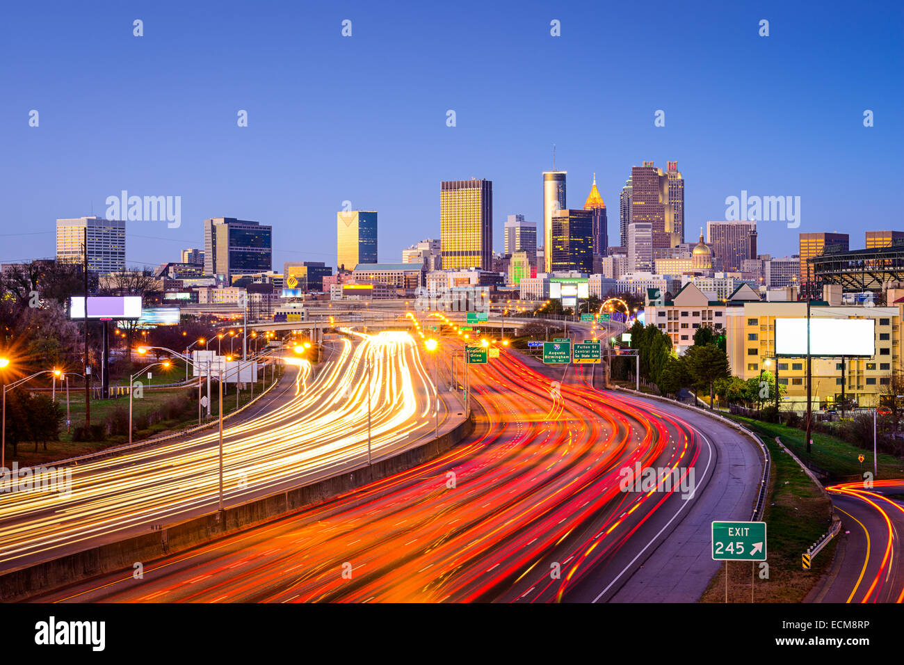 Atlanta, Georgia, USA Centre-ville de ville sur l'autoroute. Banque D'Images