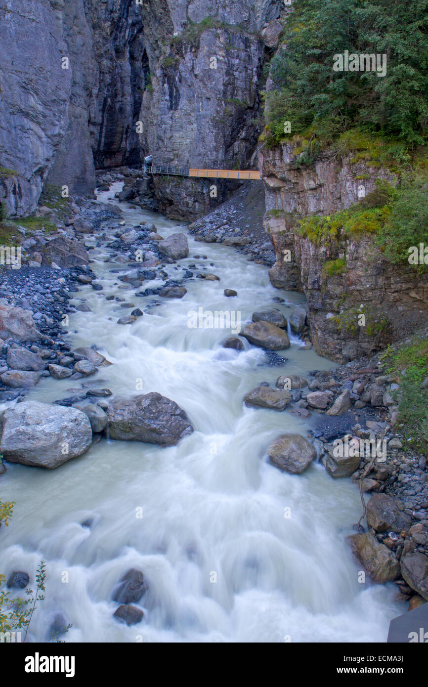 Cours d'eau de la partie inférieure du Glacier de Grindelwald Banque D'Images