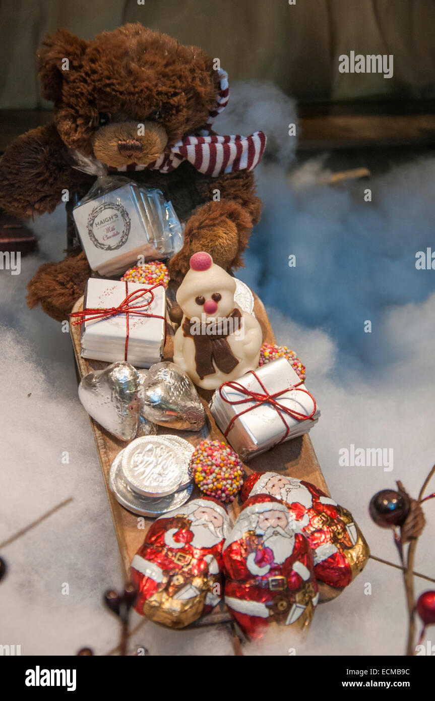 Affichage de Noël dans la fenêtre de la boutique chocolats Haigh, Block Arcade, Melbourne Banque D'Images