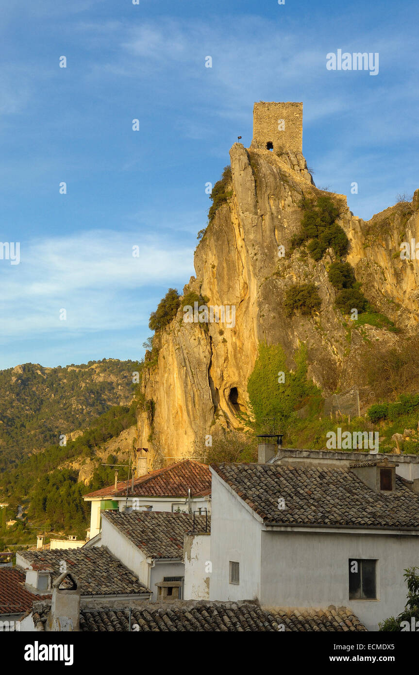 La Iruela Château, Sierra de Cazorla, Segura y Las Villas, Parc Naturel de Jaen province, Andalusia, Spain, Europe Banque D'Images