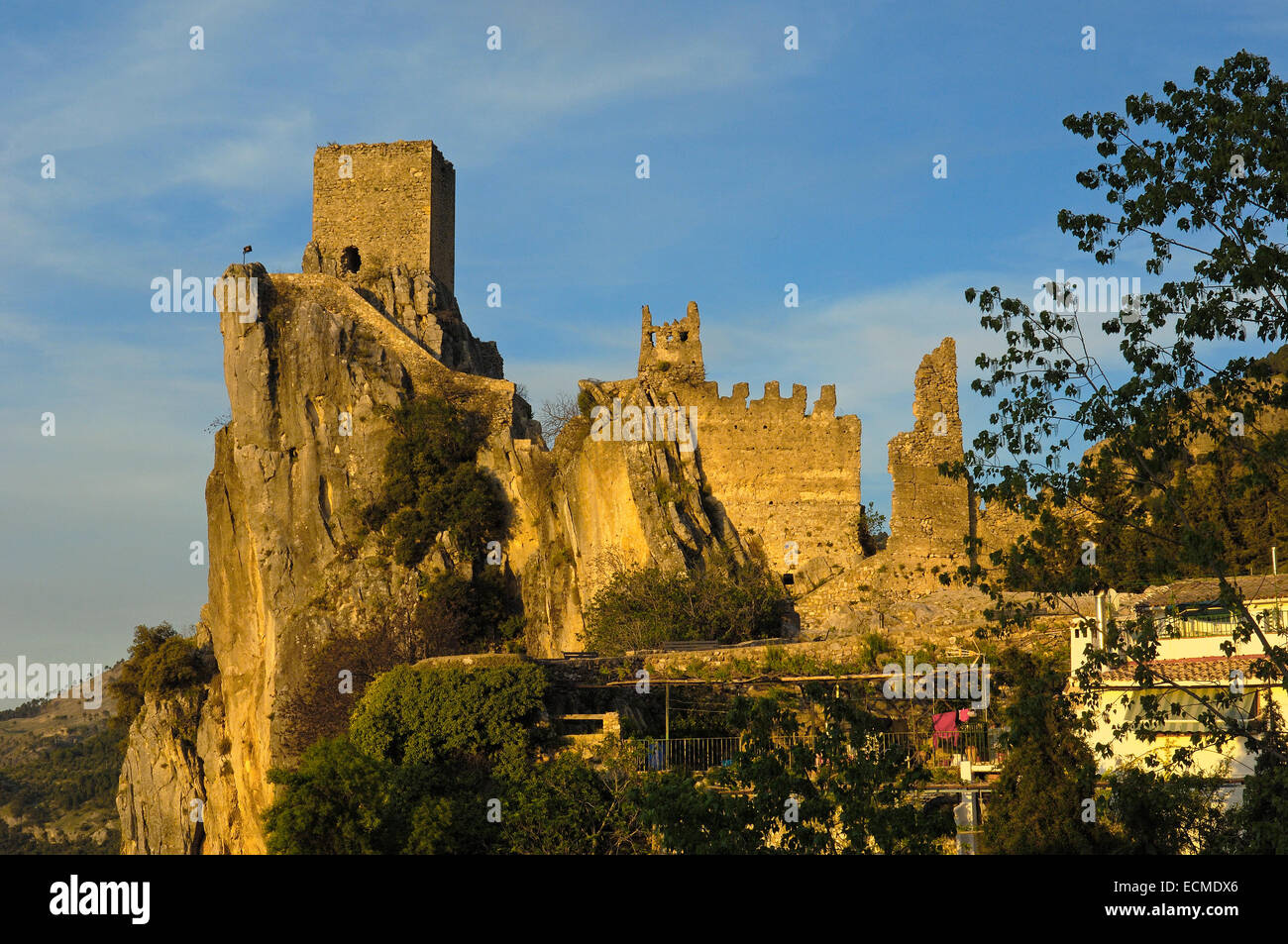 La Iruela Château, Sierra de Cazorla, Segura y Las Villas, Parc Naturel de Jaen province, Andalusia, Spain, Europe Banque D'Images