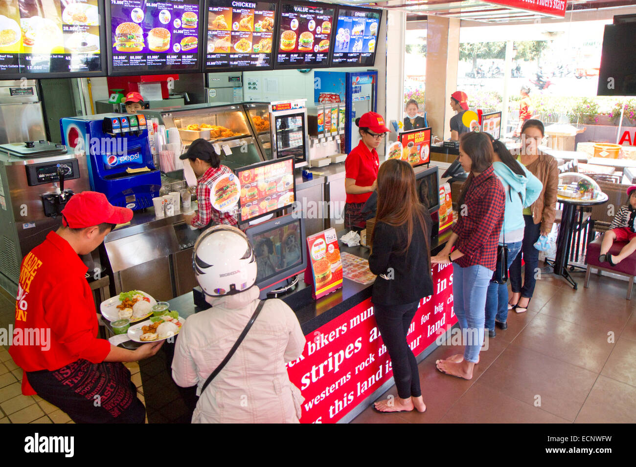 Intérieur d'un restaurant fast food Lotteria à Da Lat, Vietnam. Banque D'Images