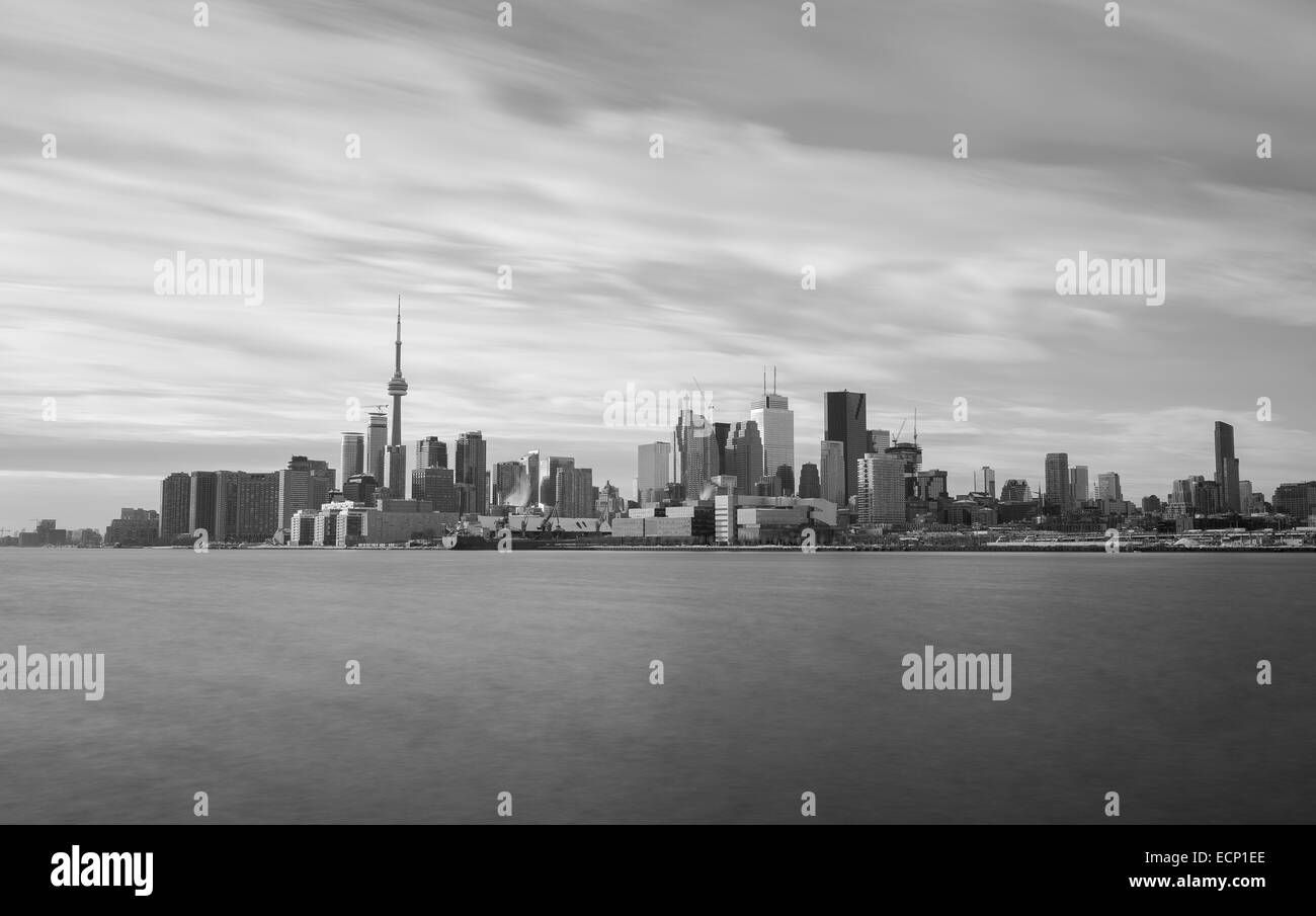 La ville de Toronto à partir de l'est en noir et blanc Banque D'Images