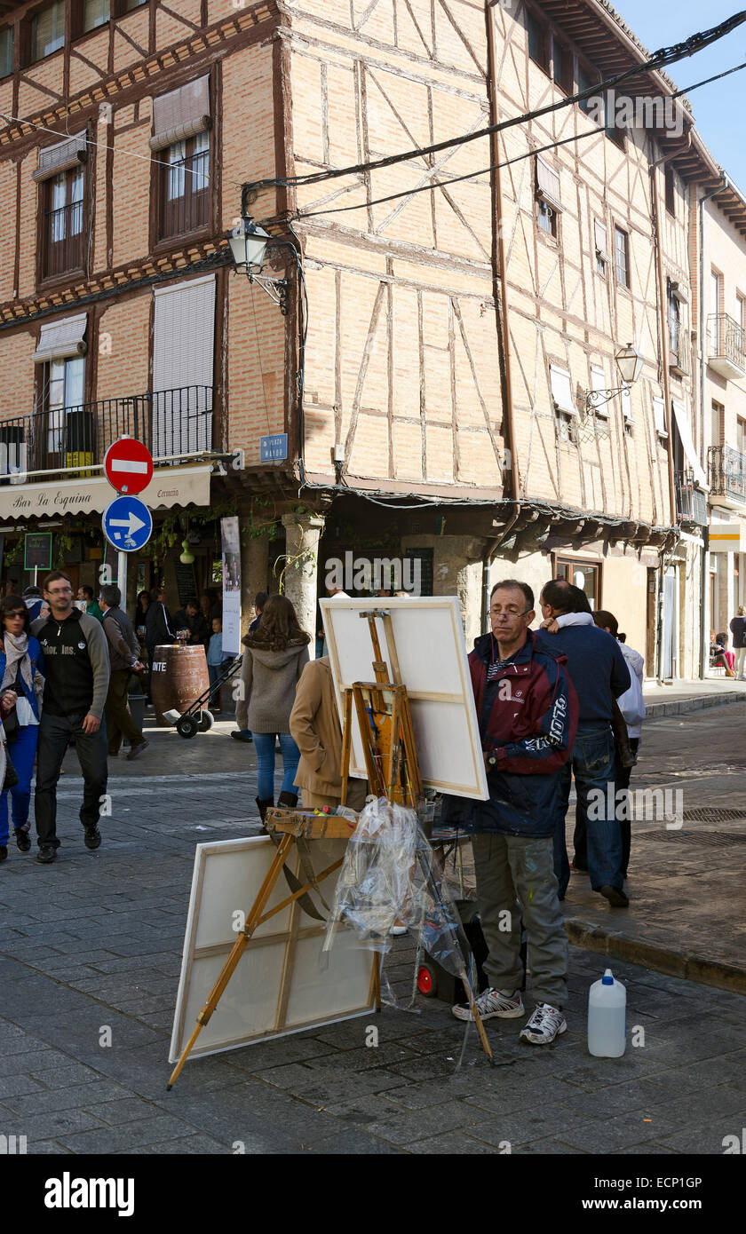 TORO (Zamora), ESPAGNE - 13 octobre 2012 : un candidat non identifiés dans le plein aire travaille sur un concours de peinture La peinture à th Banque D'Images