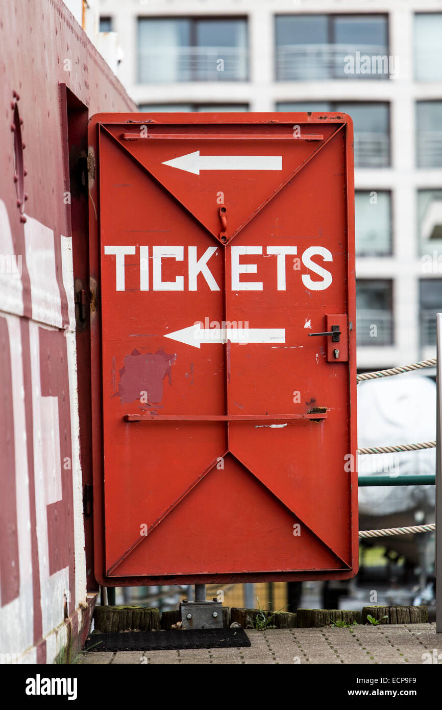Porte d'entrée à un musée maritime de Zeebrugge, Belgique Banque D'Images