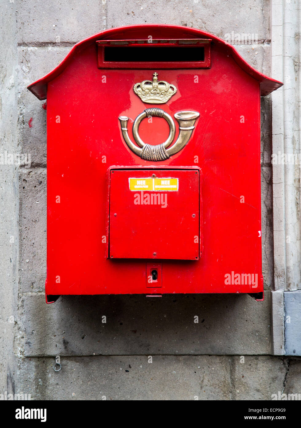 Boîte aux lettres rouge Photo Stock - Alamy