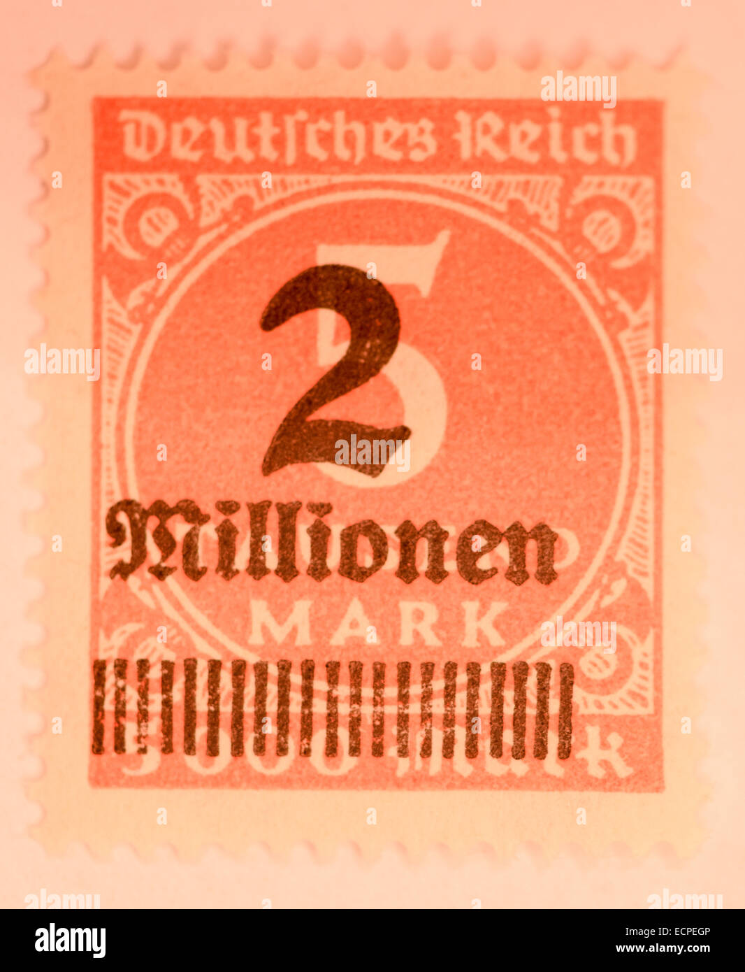 Vieux timbres inflation allemande Photo Stock Alamy