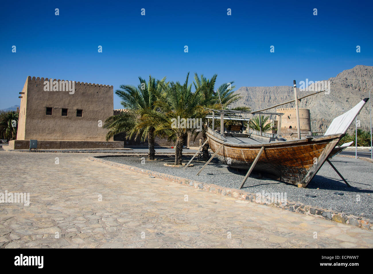 En face de dhow vieux fort Khasab Khasab Musandam,,, Oman Banque D'Images