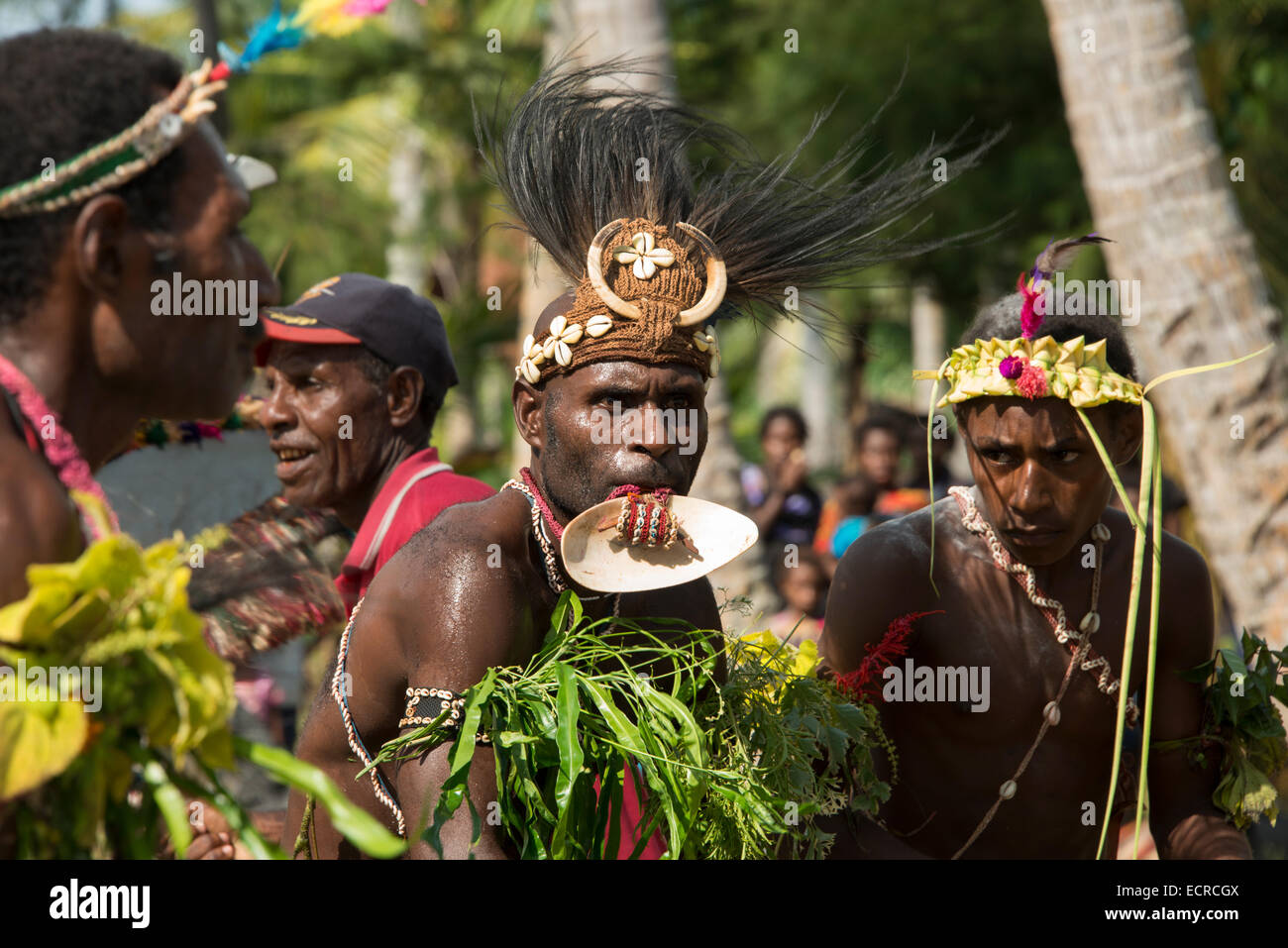 En Mélanésie, la Papouasie-Nouvelle-Guinée, région de la rivière Sepik, Murik Lakes, Karau Village. Banque D'Images