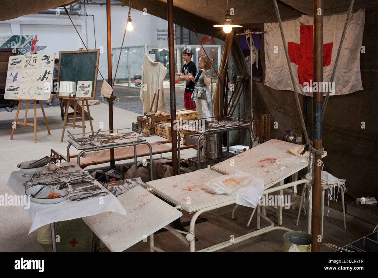 Mash - Hôpital Chirurgical De L'Armée Mobile Au 32 Salon International De La Comic De Barcelone, Catalogne, Espagne. Banque D'Images