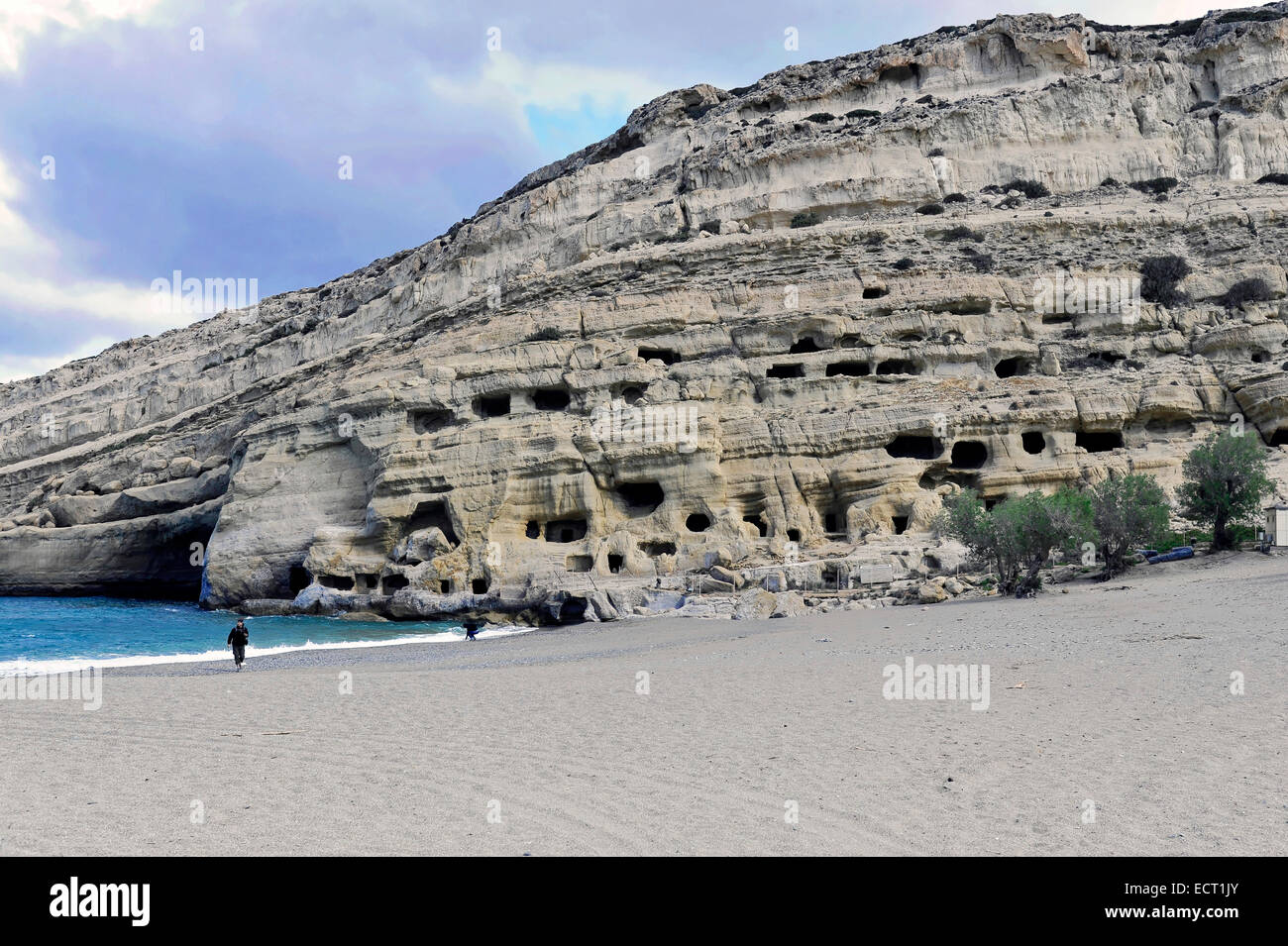 Grottes de roche, des habitations troglodytiques, la plage de Matala, Matala, Crète, Grèce Banque D'Images