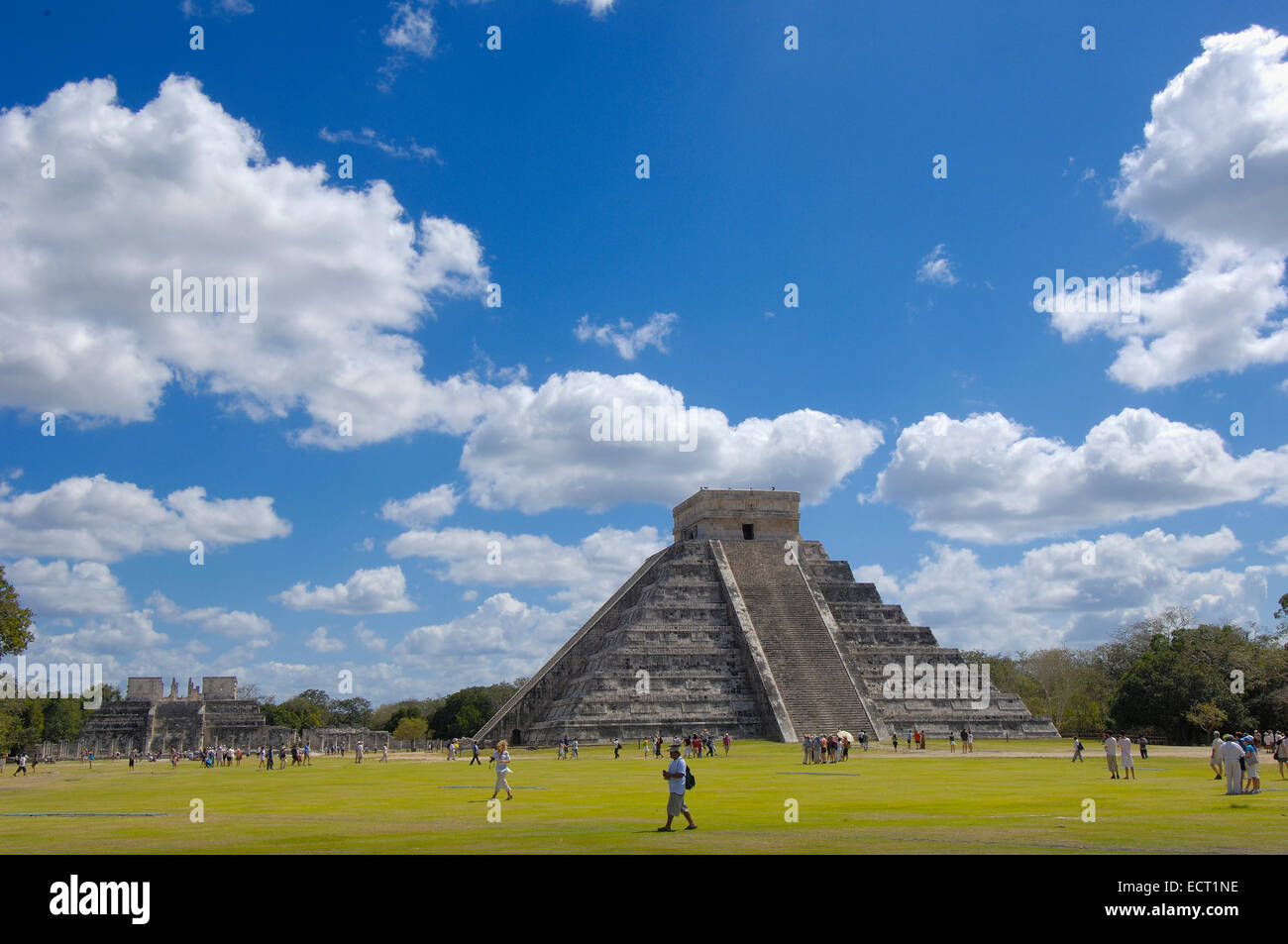 Pyramide de Kukulkan, le château, les ruines mayas de Chichen Itza, Riviera Maya, péninsule du Yucatan, Mexique Banque D'Images