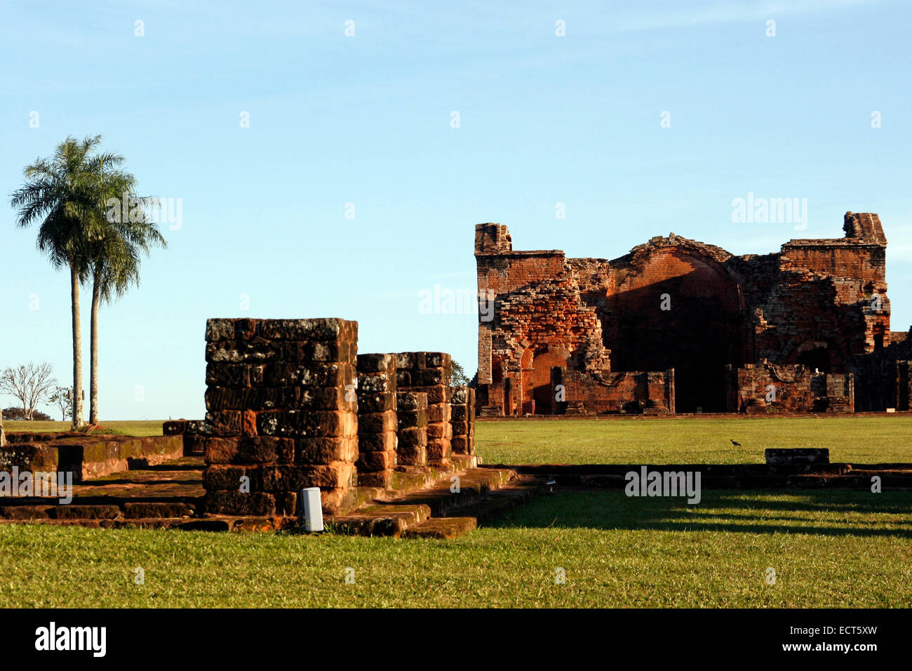 Les ruines de la mission jésuite du début du 18e siècle à Trinidad del Paraná, Paraguay Banque D'Images