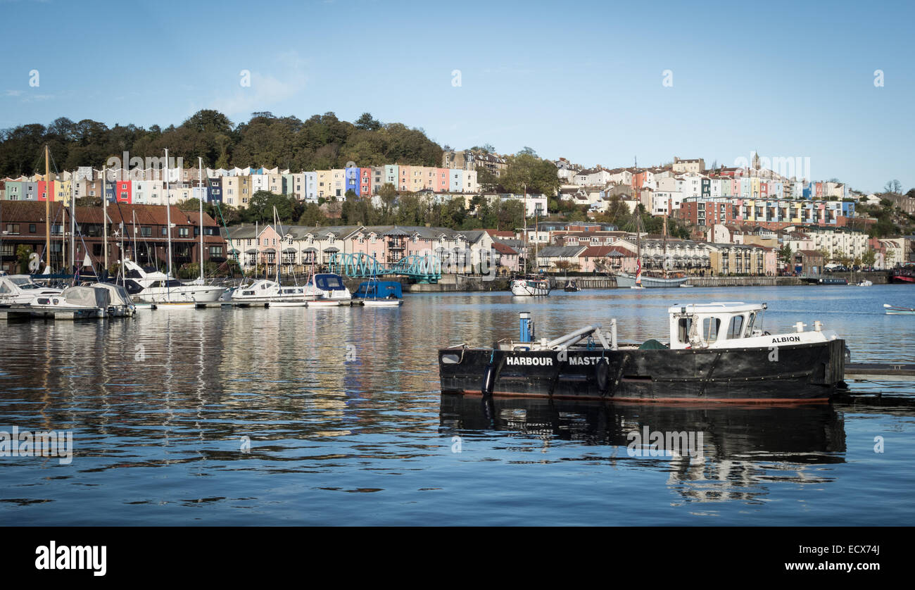 Vue sur le bassin de Cumberland de Clifton et de condensats chauds à Bristol Banque D'Images