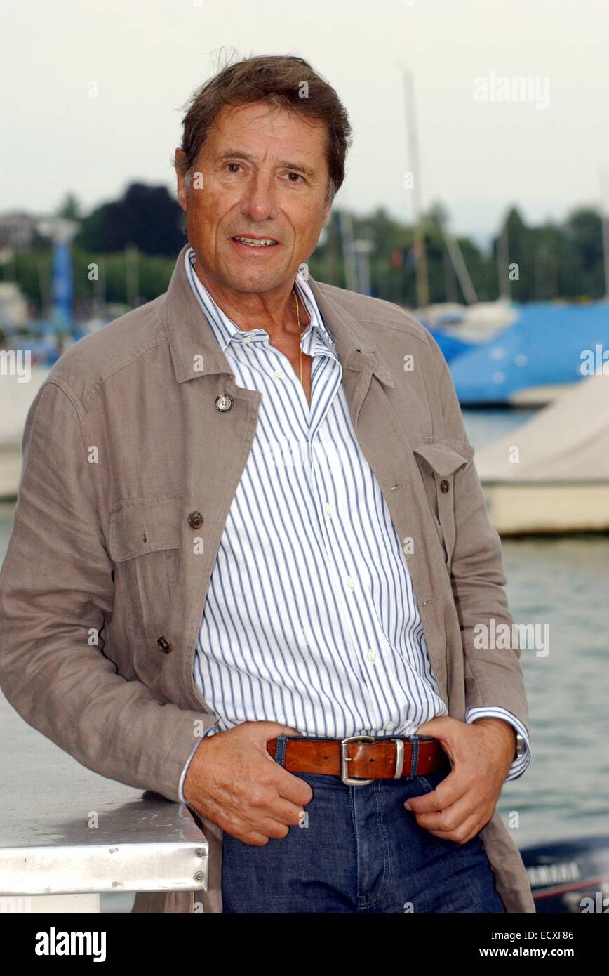 Pix Udo Juergens Fichier Meurt Agee De 80 Ans Afp Le Chanteur Et Musicien Autrichien Udo Juergens Pose Au Lac De Zurich A Zurich Suisse Le Juillet 04 Juergens