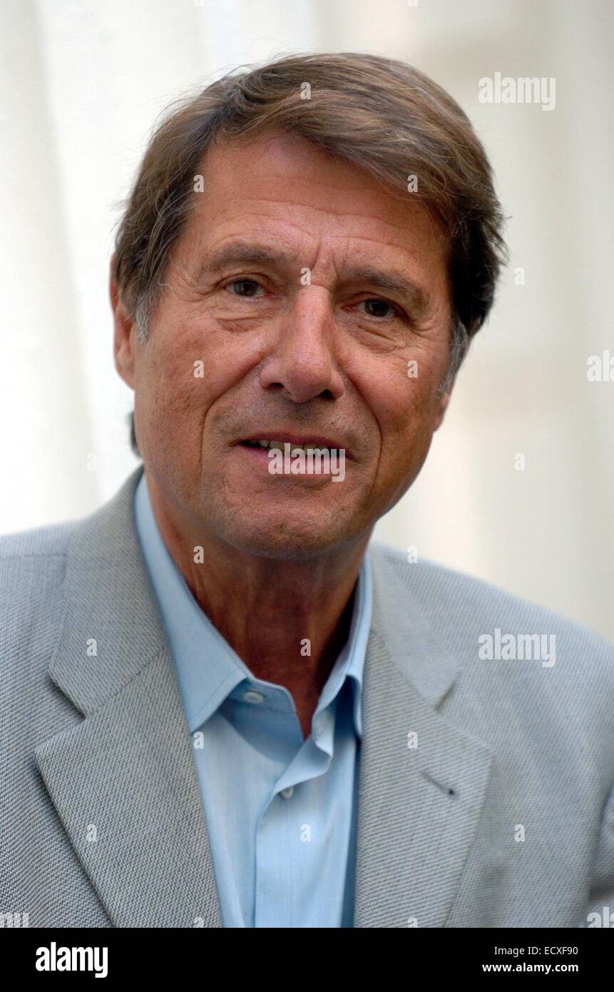 Pix Udo Juergens Fichier Meurt Agee De 80 Ans Afp Le Chanteur Et Musicien Autrichien Udo Juergens Represente A Hambourg Le 17 Septembre 04 Juergens Schlager Star Le 30 Septembre Pix Udo Juergens Fichier Meurt Agee De 80 Ans Afp Le Chanteur Et Musicien Autrichien Udo Juergens Represente A Hambourg Le 17 Septembre 04 Juergens Schlager Star Le 30 Septembre