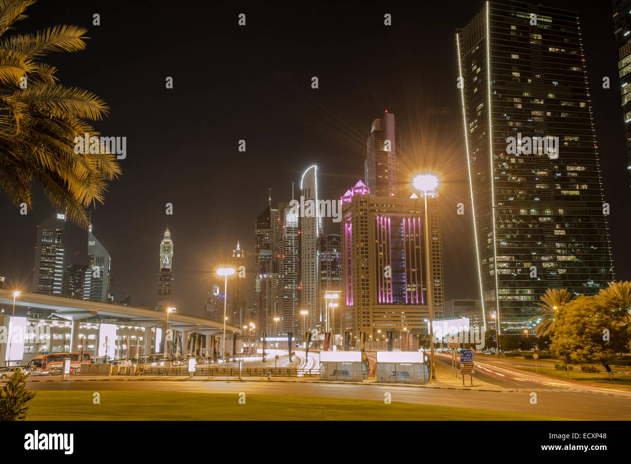 Sheik Zayed Road, à Dubai, UAE centre-ville Banque D'Images