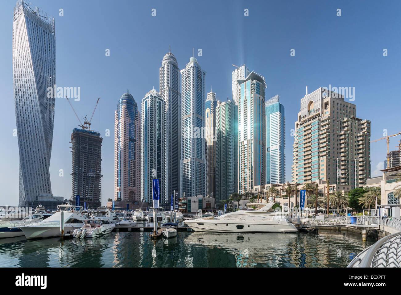 Le port de plaisance de Dubaï et ses toits unique à Dubai, UAE Banque D'Images