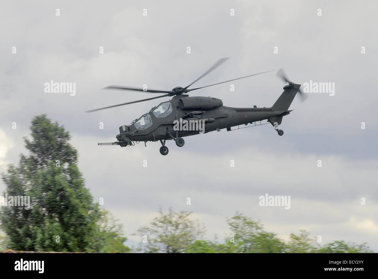 L'armée italienne, hélicoptère de combat antichar Agusta A 129 Mangusta Banque D'Images