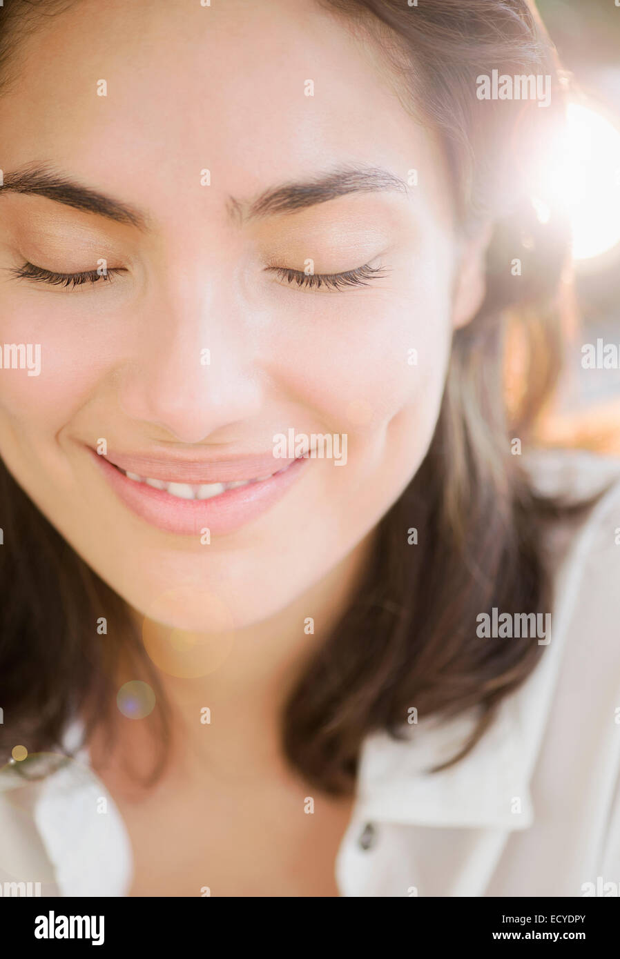 Hispanic woman smiling Banque D'Images