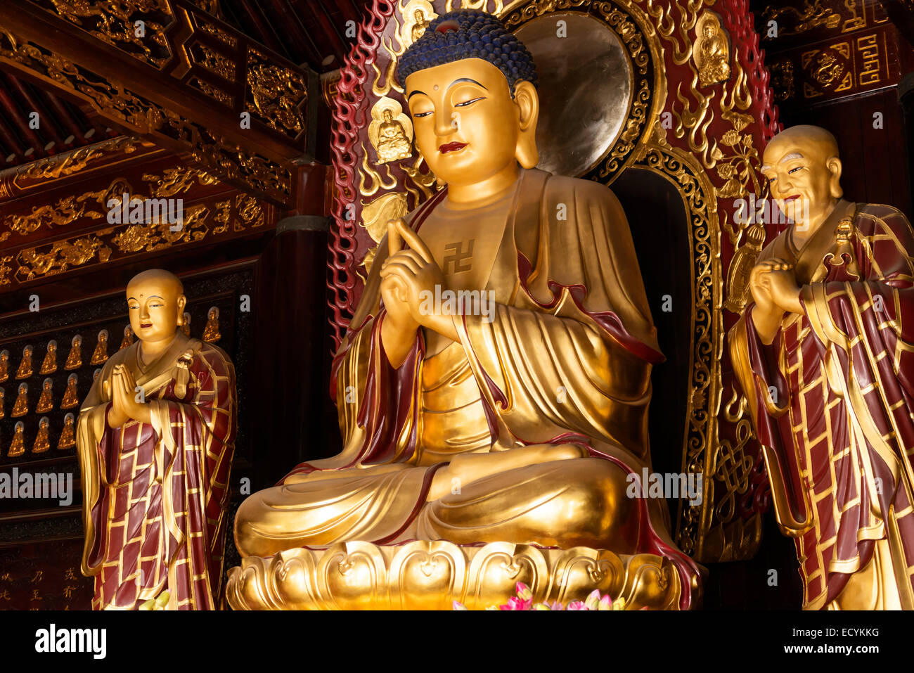 Statue de Bouddha à la Grande Pagode de l'Oie Sauvage à Xi'an, Shaanxi, China 2014 Banque D'Images