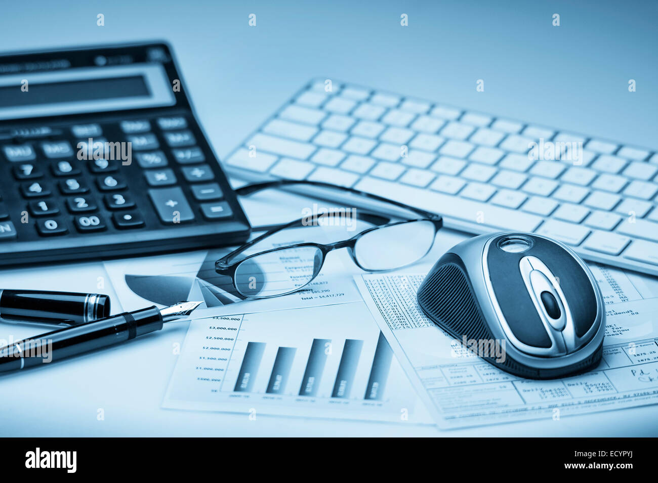Comptabilité financière Analyse des graphiques du marché boursier Banque D'Images